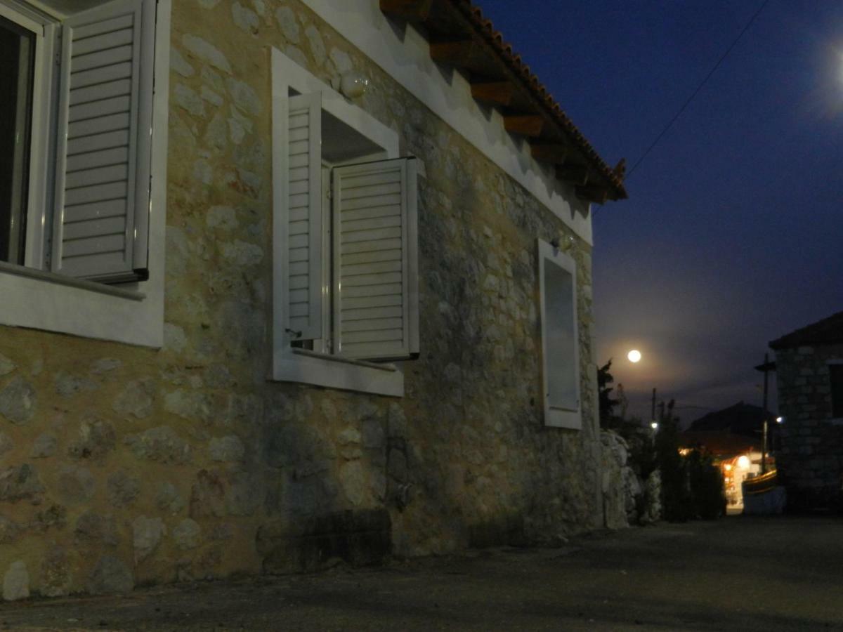 Thalia'S Stone House Villa Ipsilantis Buitenkant foto